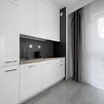 Nowoczesny Z Balkonem W Centrum By Renters Wroclaw