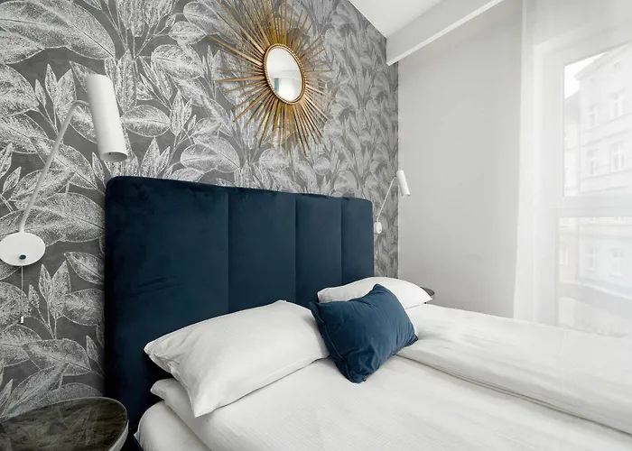 Nowoczesny Z Balkonem W Centrum By Renters * Vratislav