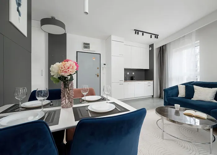 Nowoczesny Z Balkonem W Centrum By Renters Apartment *